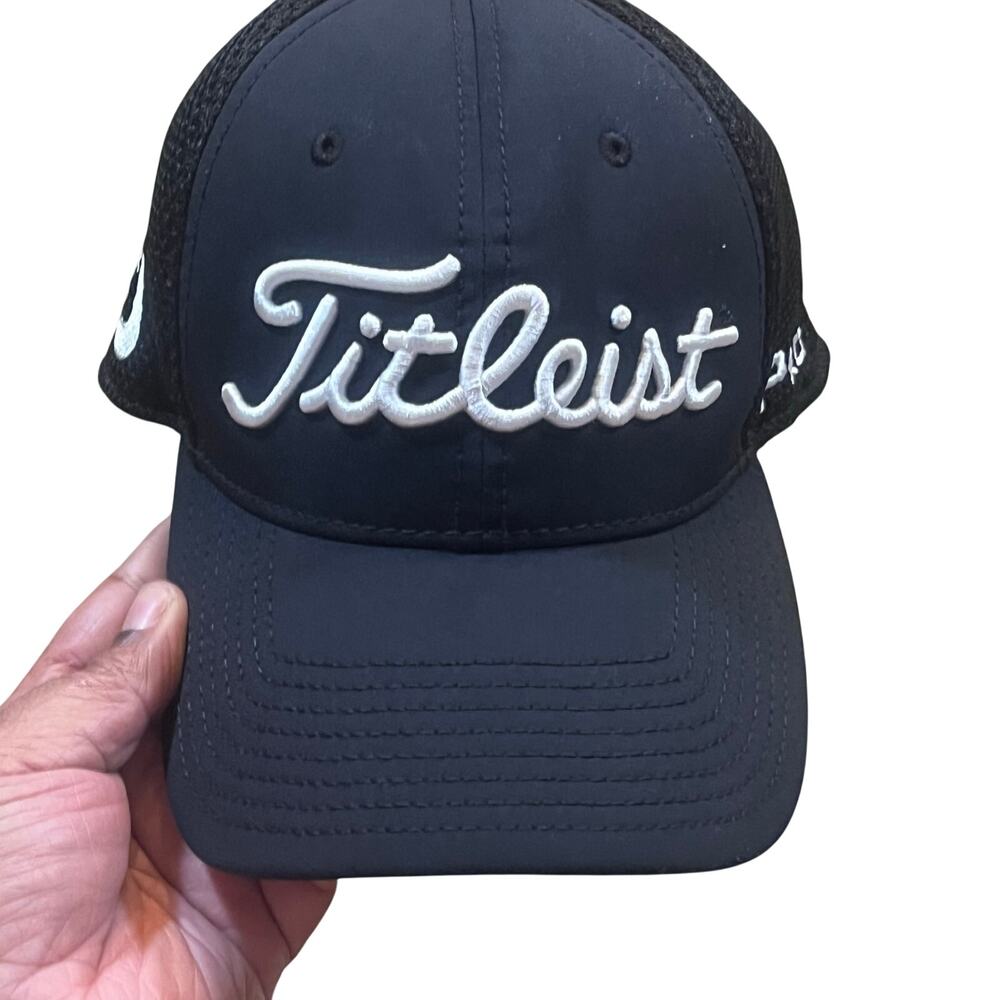 Titleist Men Large XL Tour Performance Pro V1 fitted Golf FootJoy